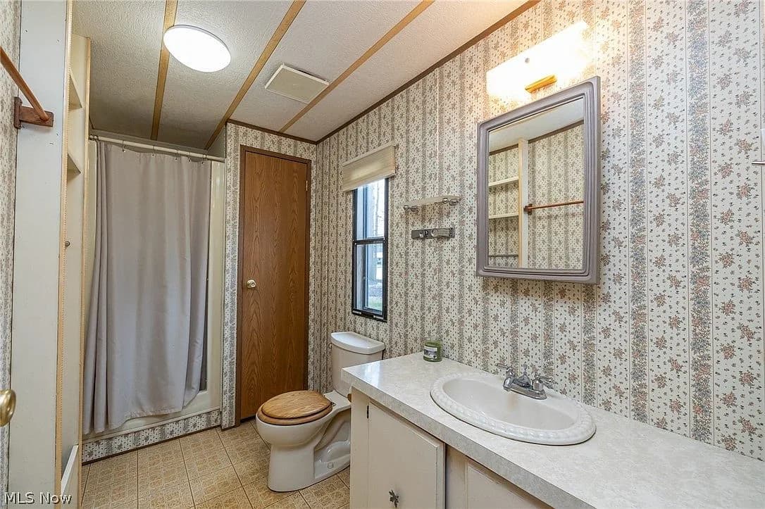 46 Sycamore Dr, Olmsted Falls, OH 44138 — photo 21