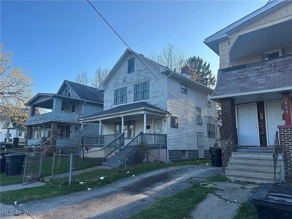 472 E 110th St, Cleveland, OH 44108 — photo 2
