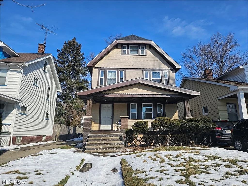 15301 Parkgrove Ave, Cleveland, OH 44110