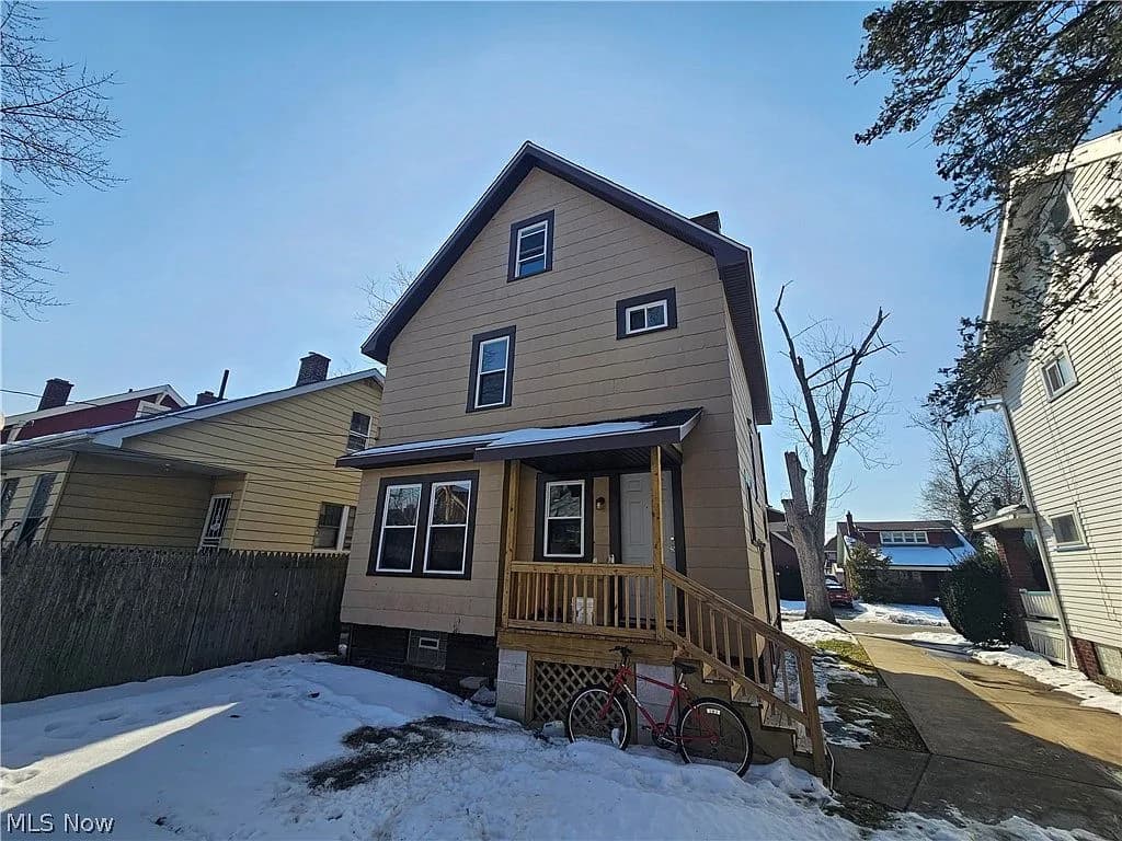 15301 Parkgrove Ave, Cleveland, OH 44110 — photo 5