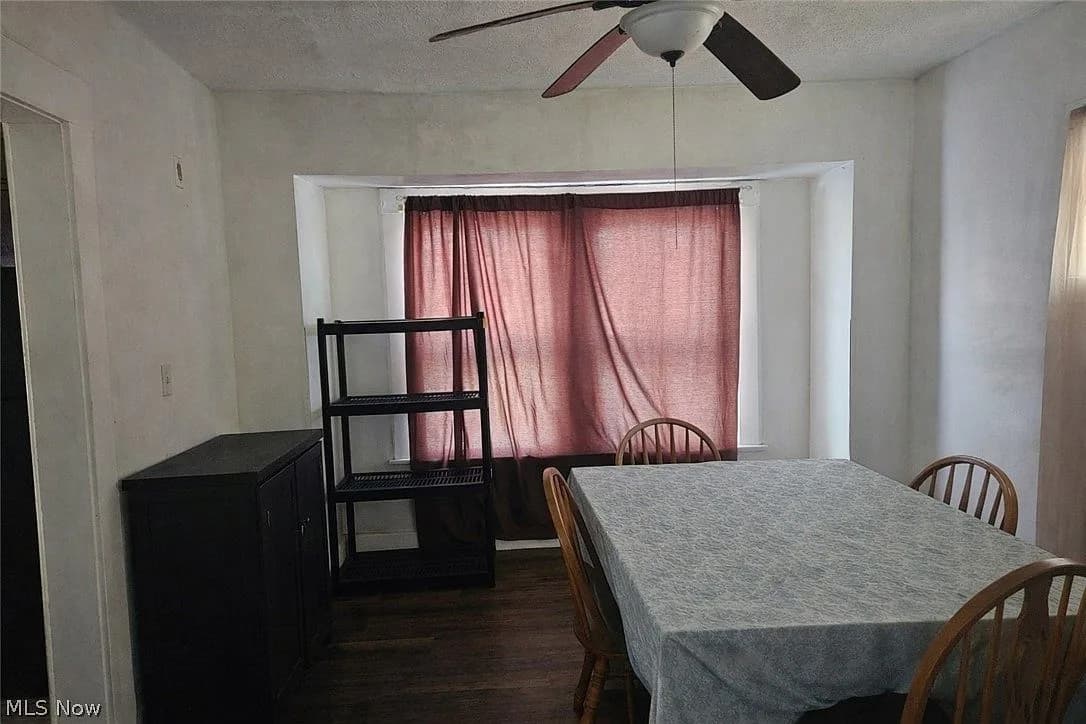 15301 Parkgrove Ave, Cleveland, OH 44110 — photo 7