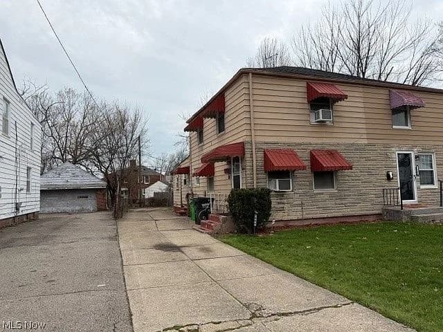 1464 E 250th St, Euclid, OH 44117 — photo 2