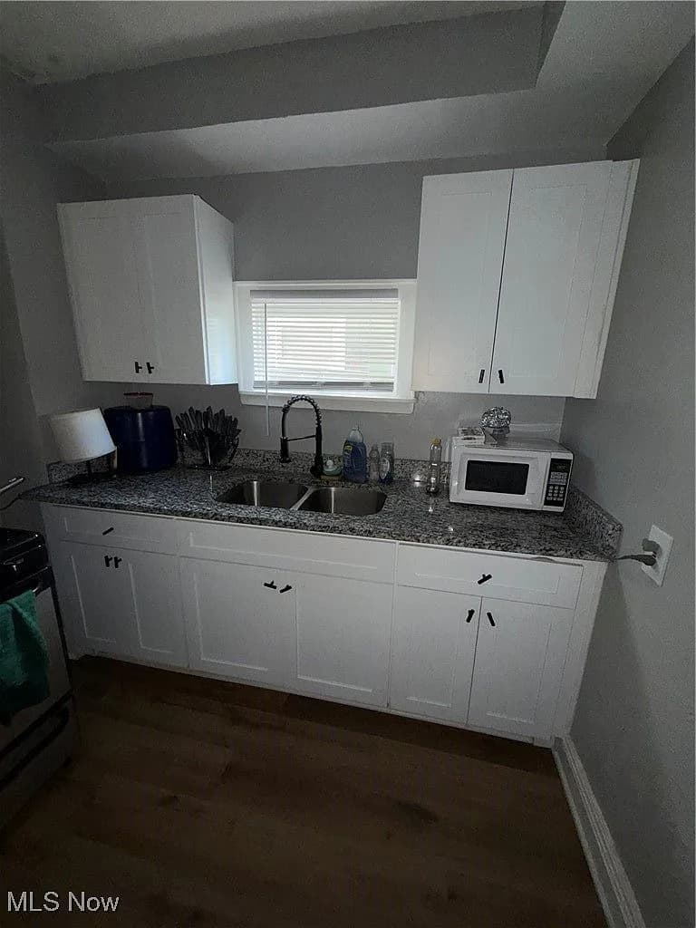1330 Elwood Rd, East Cleveland, OH 44112 — photo 9