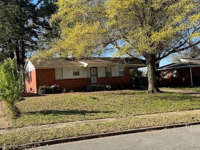 3011 Christine Rd, Memphis, TN 38118