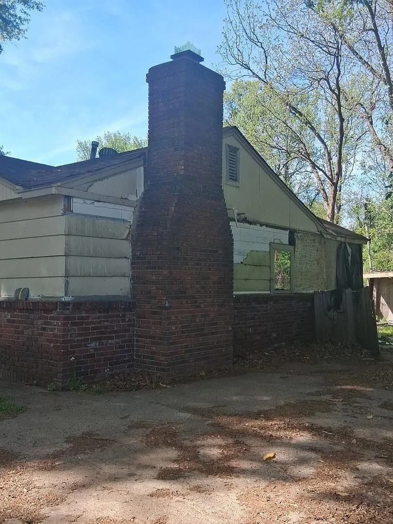1002 Creston Ave, Memphis, TN 38127 — photo 2
