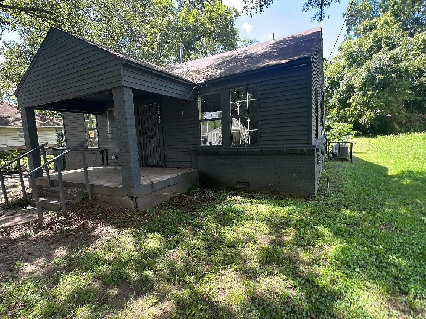 3005 Sunrise St, Memphis, TN 38127