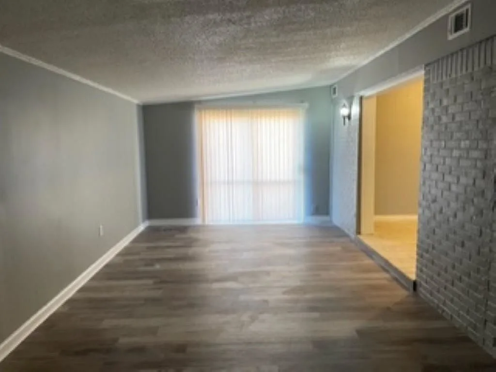 693 Bonwood Ave, Memphis, TN 38109 — photo 6