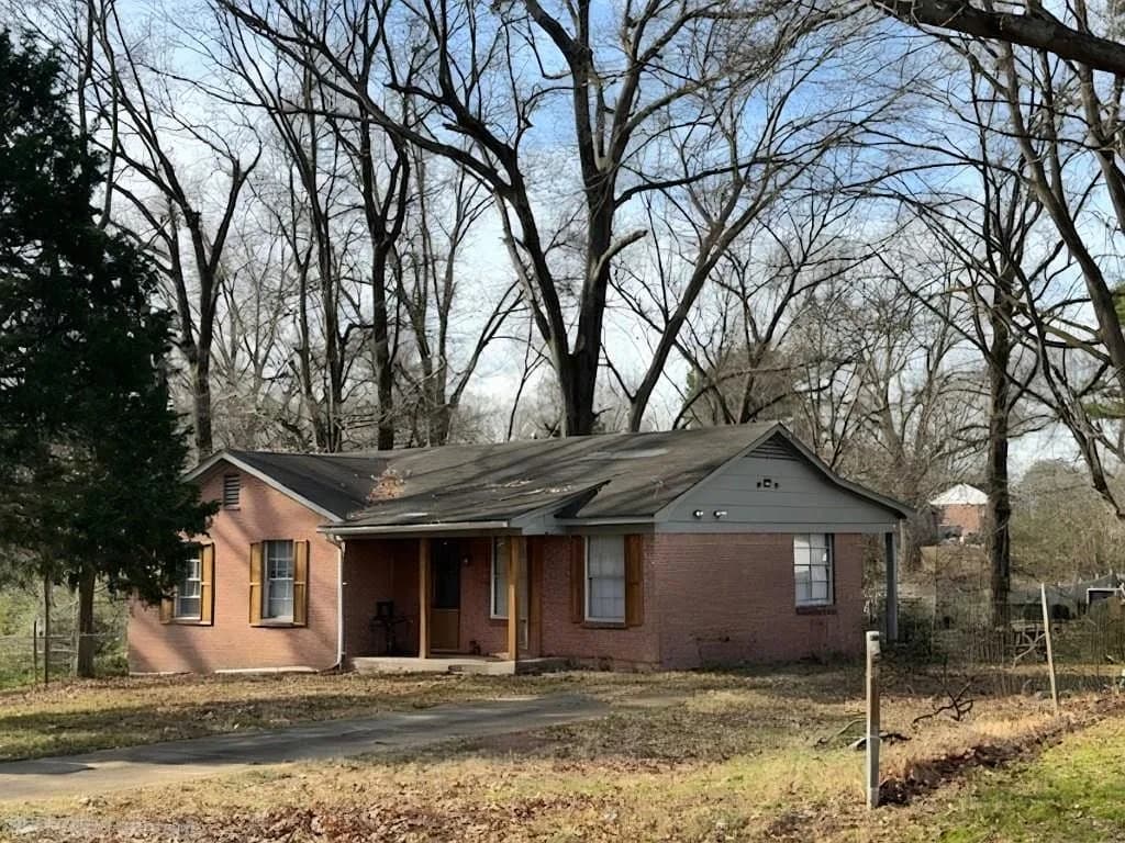 4897 Southaven Rd, Memphis, TN 38109 — photo 2