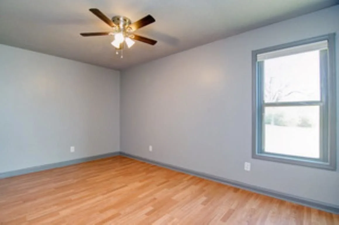 396 W Holmes Rd, Memphis, TN 38109 — photo 10