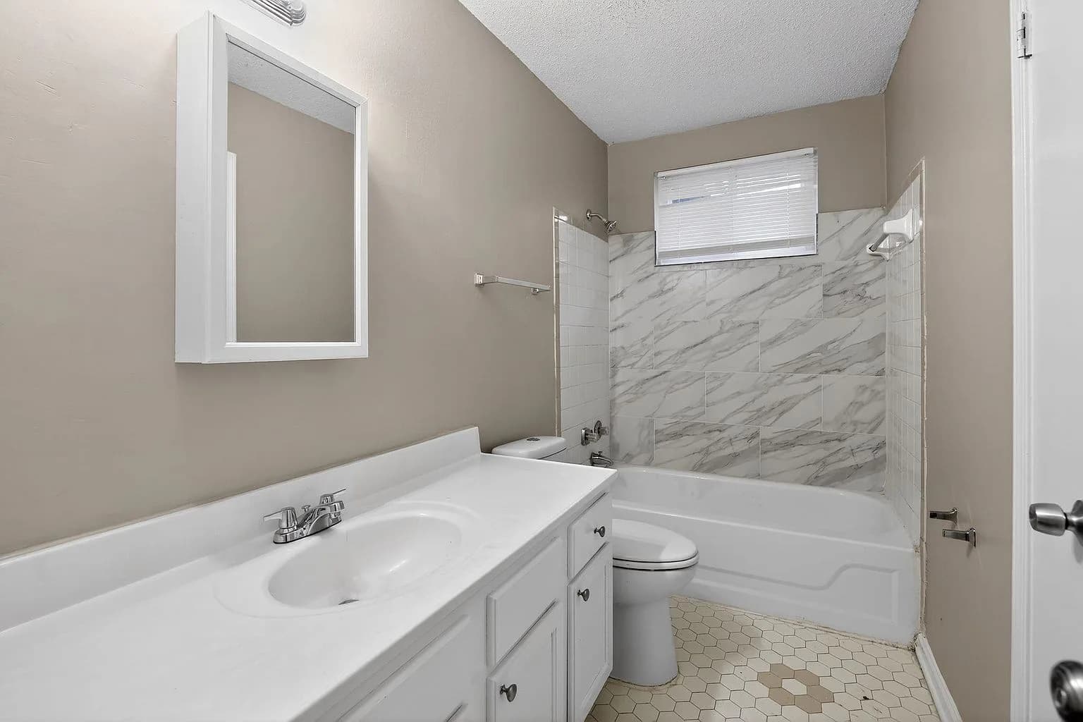 4786 Bluff Wood Cv, Memphis, TN 38128 — photo 29