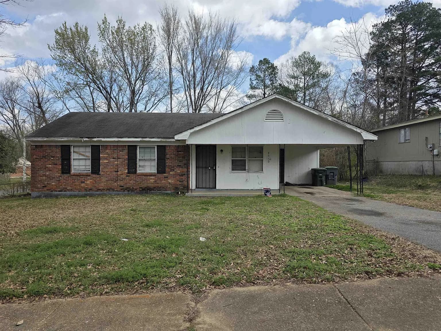 4550 Spring Glen Dr, Memphis, TN 38128