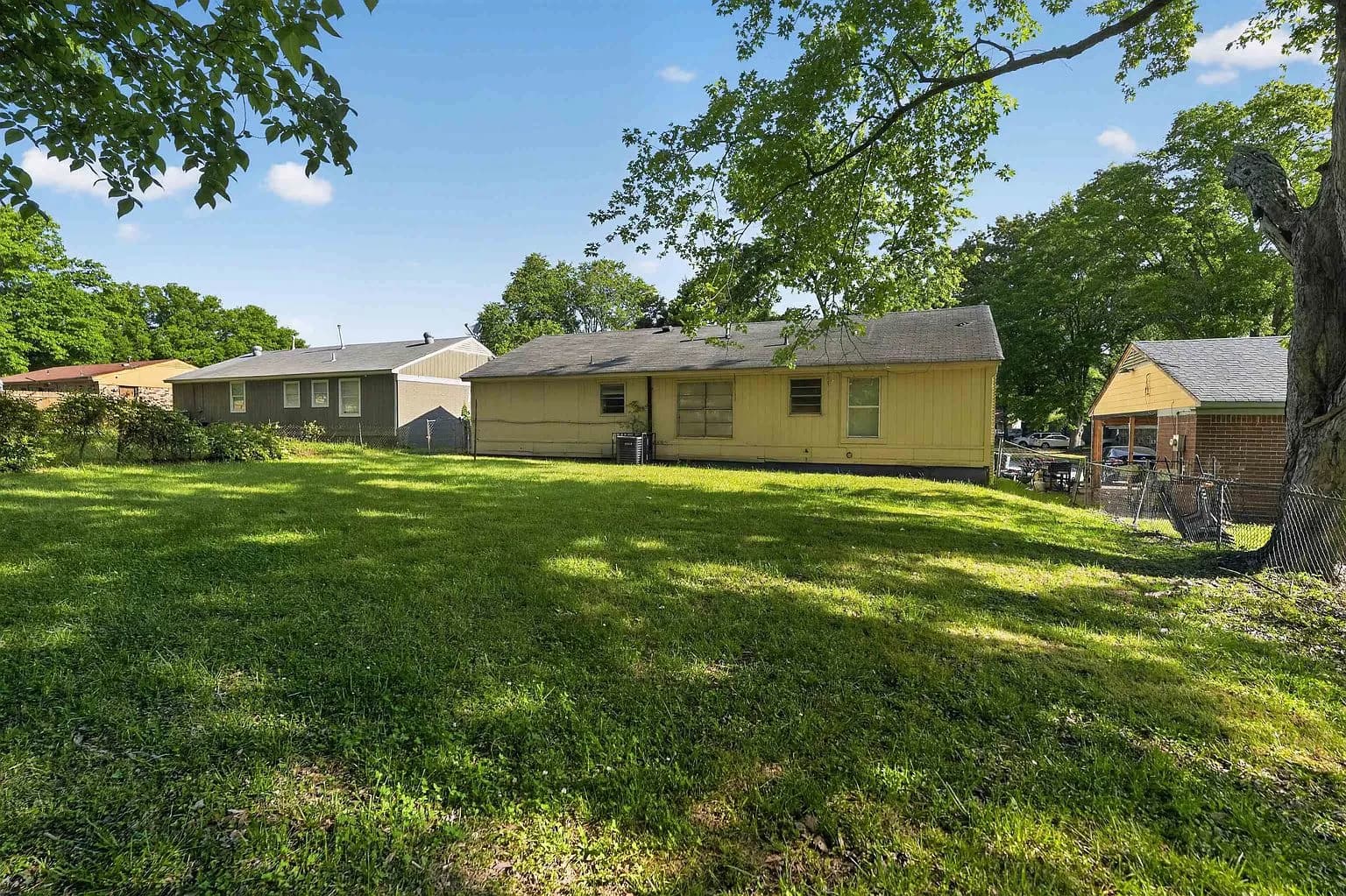 3367 Redcliff Dr, Memphis, TN 38128 — photo 2