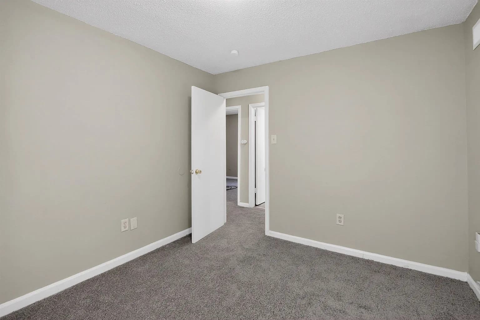 3367 Redcliff Dr, Memphis, TN 38128 — photo 13