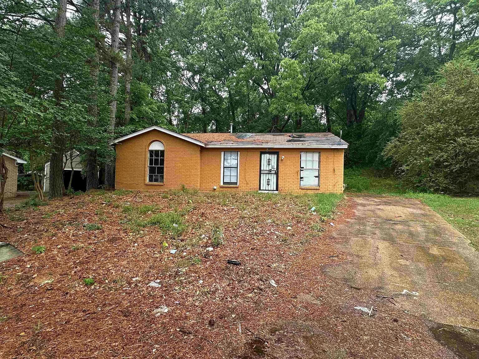 3704 Ridgemont Rd, Memphis, TN 38128