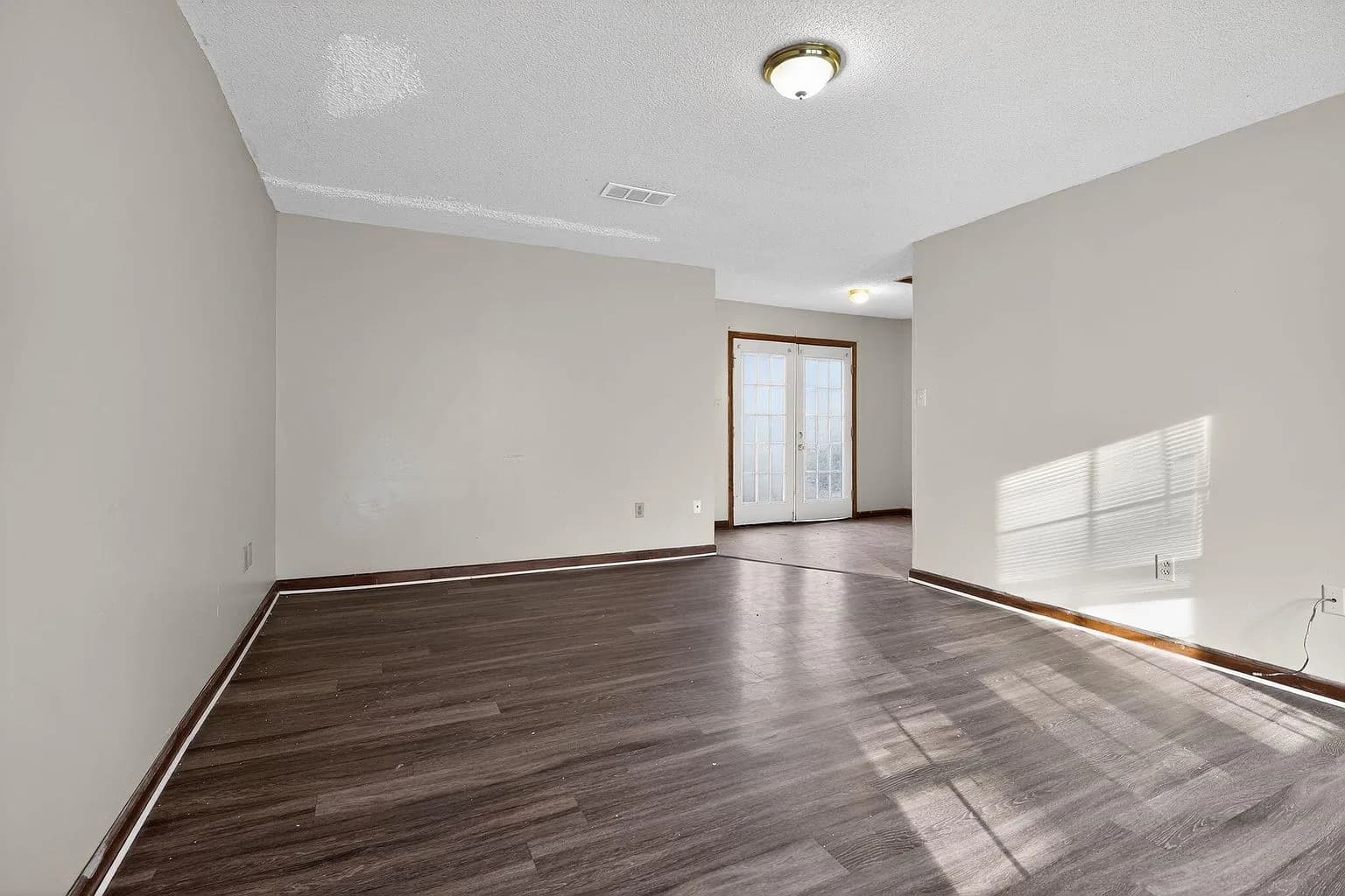 3877 Black Forest Dr, Memphis, TN 38128 — photo 13