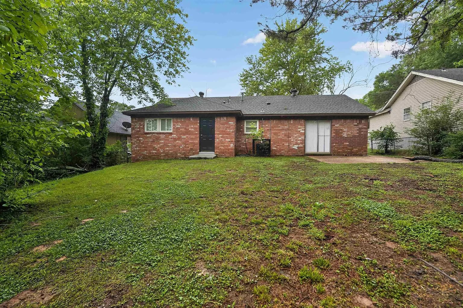 5092 Breckenwood Dr, Memphis, TN 38127