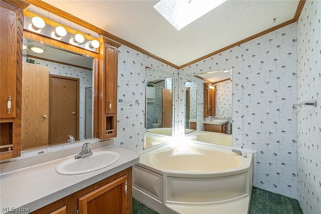 9 Overland Dr, Olmsted Falls, OH 44138 — photo 26